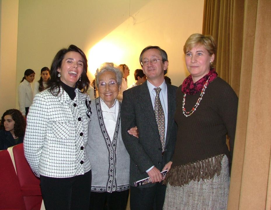 CERTAMEN-Carmina junto Francisca Campany-Lope Morales
